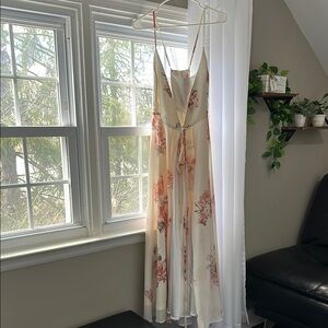 Lulu's Floral Maxi Dress - Cream and Pink